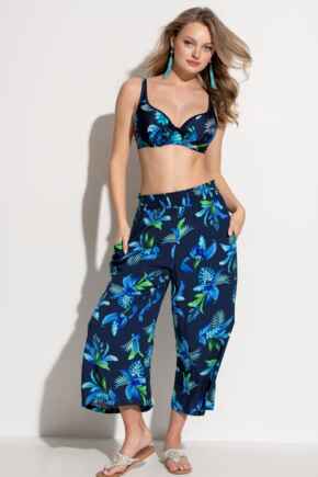 LENZING™ ECOVERO™ Viscose Cropped Beach Trouser - Navy Tropical