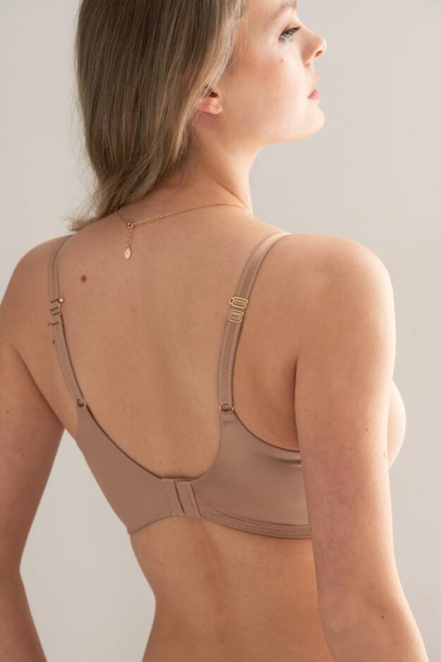 Effortless Non-Padded Underwired Minimiser Bra