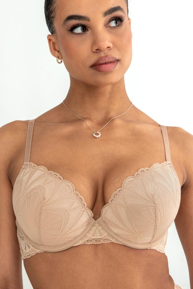 New Romance Padded Push-Up Plunge Bra